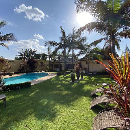 Ahadi Lodge أروشا المظهر الخارجي الصورة