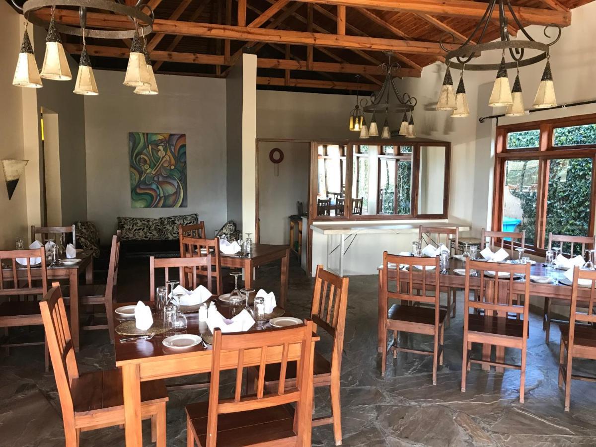 Ahadi Lodge أروشا المظهر الخارجي الصورة