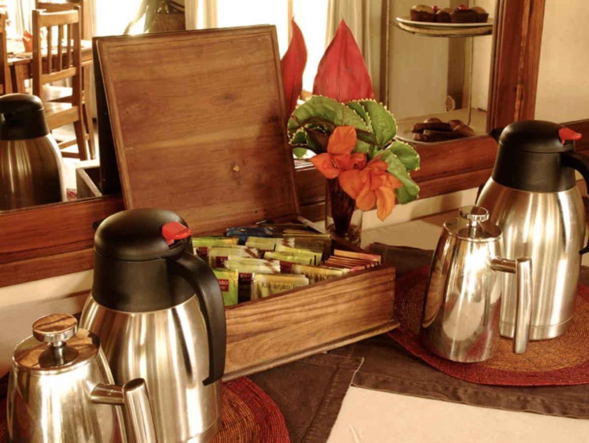 Ahadi Lodge أروشا المظهر الخارجي الصورة