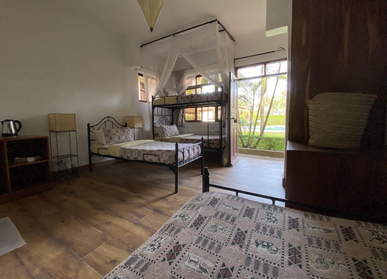 Ahadi Lodge أروشا المظهر الخارجي الصورة