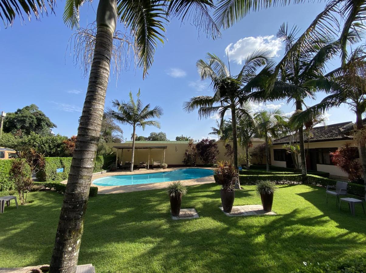 Ahadi Lodge أروشا المظهر الخارجي الصورة